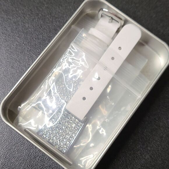 Apple Watch bans Silver/White - Picture 4 of 5